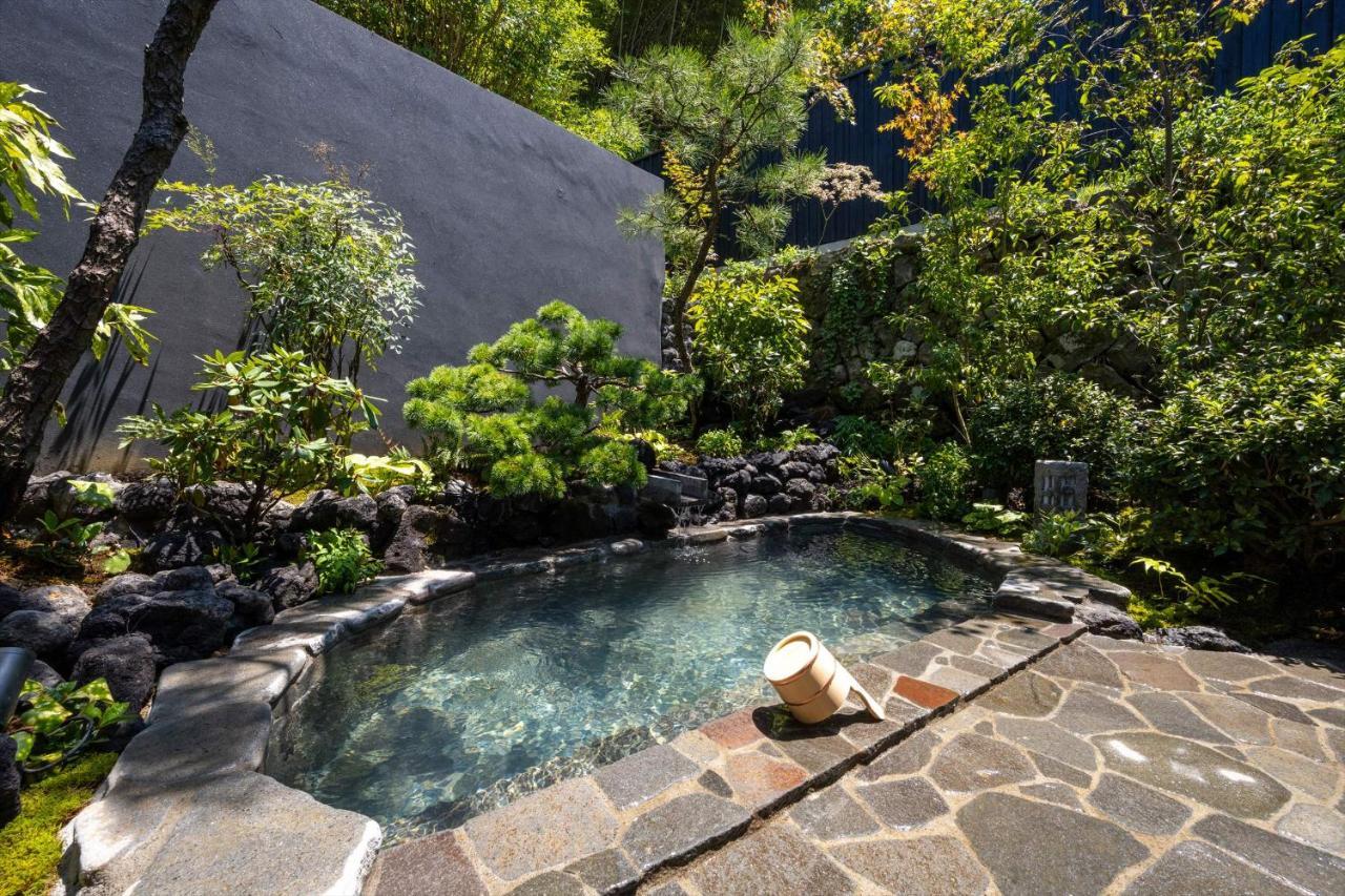 Отель Bessho Onsen Midoriya Уэда Экстерьер фото
